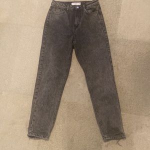 Topshop black mom jeans with worn in patina & distressed bottoms size 26…